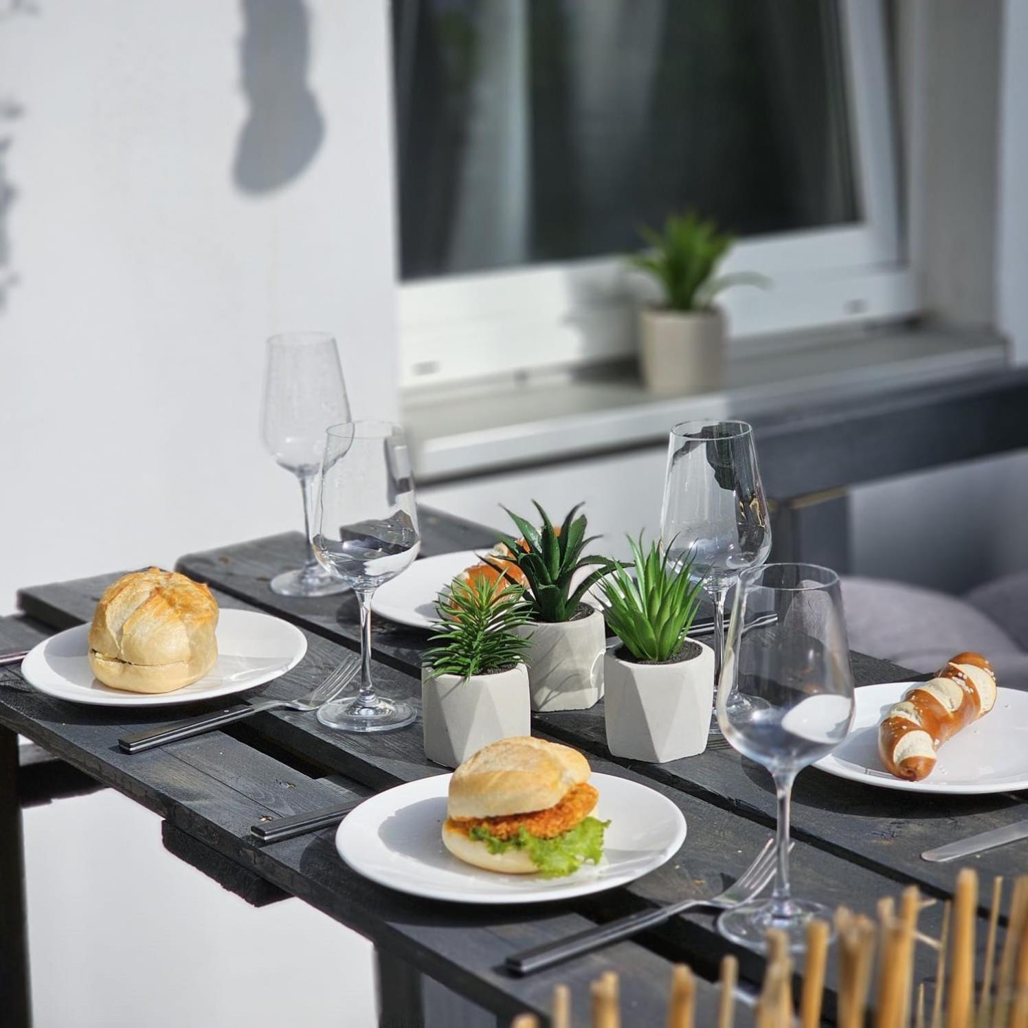 The World, Stilvolles Apartment, Stadtzentral, Parking Free, Late Check In Magdeburgo Exterior foto
